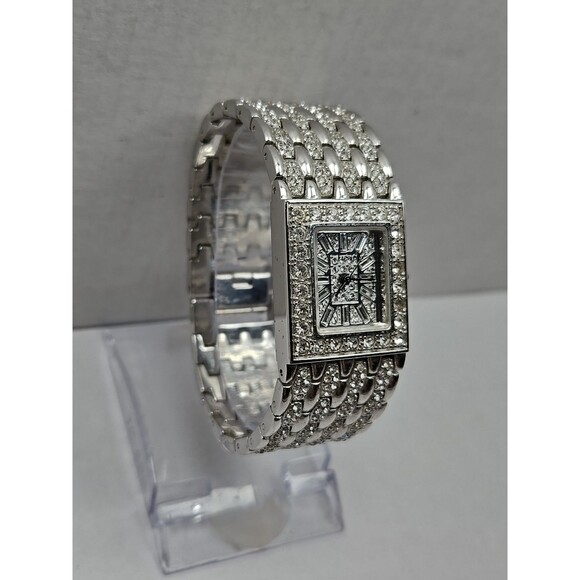 Freelook Womens Tank Crystal Bracelet Watch Silver Tone Quartz New Battery Class - Picture 3 of 10